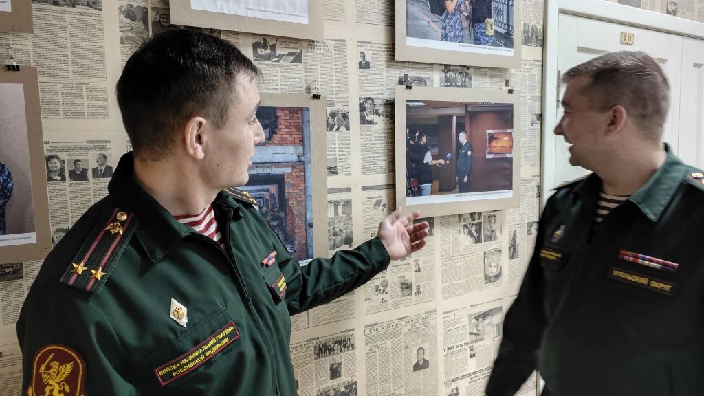 🇷🇺К Дню защитника Отечества: открытие фотовыставки Росгвардии посетили  организаторы выборов   В  До