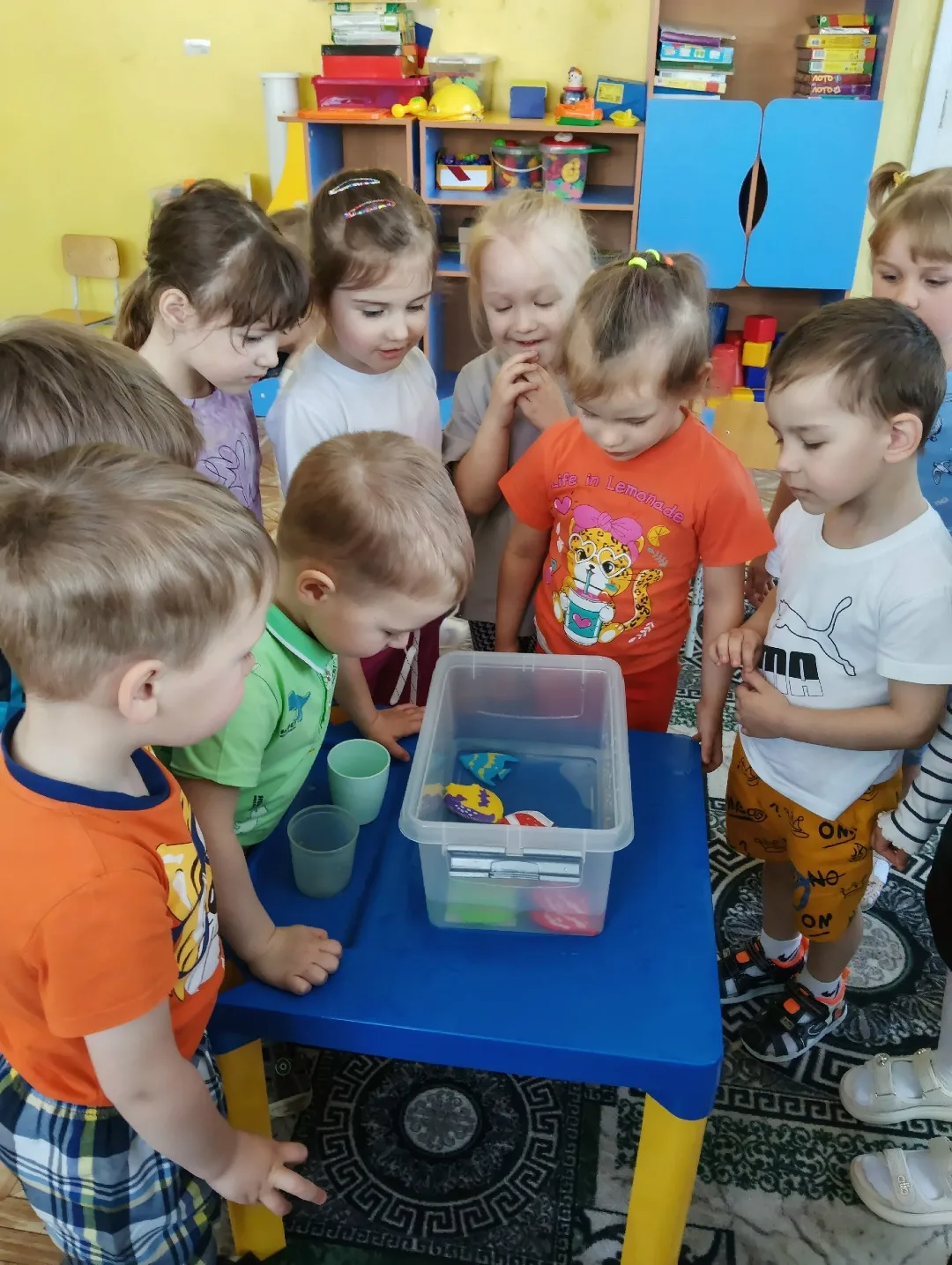 Сегодня с детьми группы "Ветерок" была проведена опытно - экспериментальная деятельност...