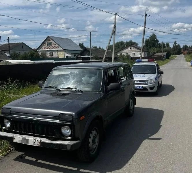 33-летний чебоксарец, трижды судимый за угон, ночью приехал в Шихазаны за алкоголем, на...