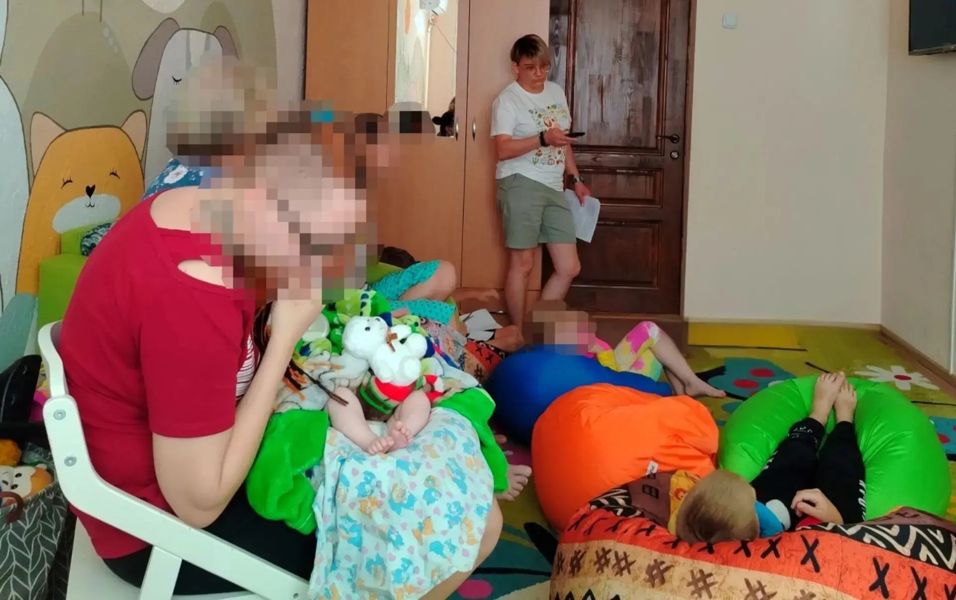 ДУША. СЕМЬЯ. РОССИЯ
Киноклуб: взаимопомощь – не просто слово!
В стенах Кризисного центра для женщин 