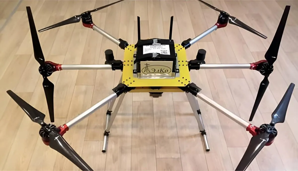 🚁⚡️ В России впервые использовали дрон при строительстве ЛЭП