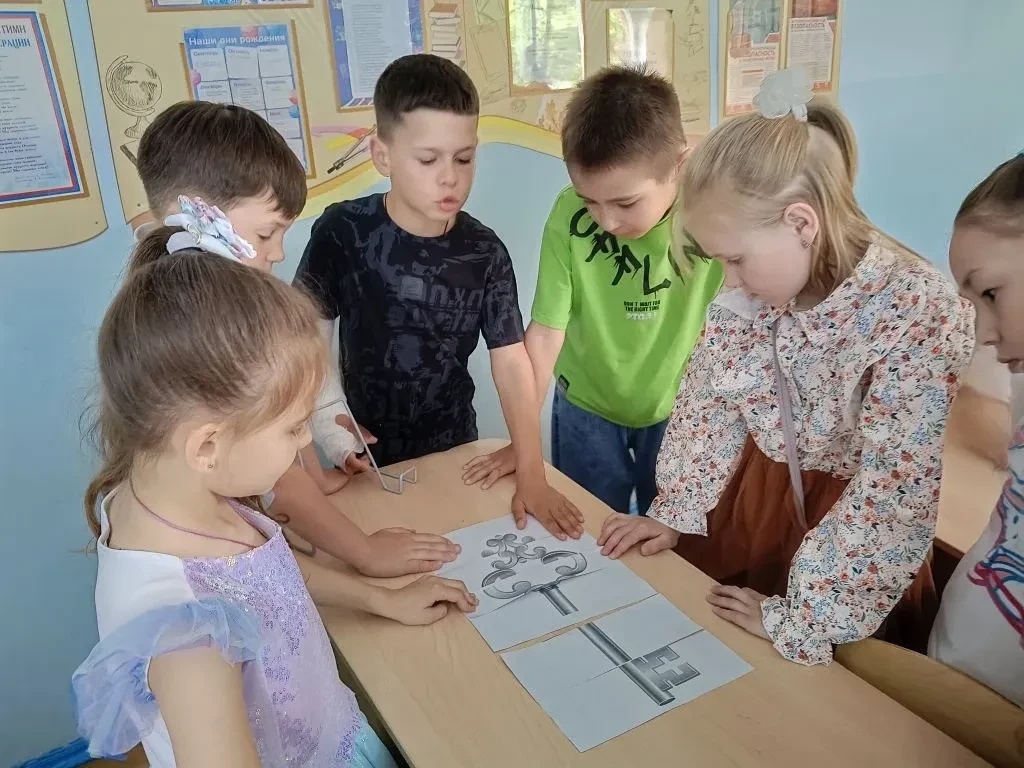 🎓Завершился учебный год для 2 «Е» класса, гордо носящего имя «Орлята России». Классный руководитель 