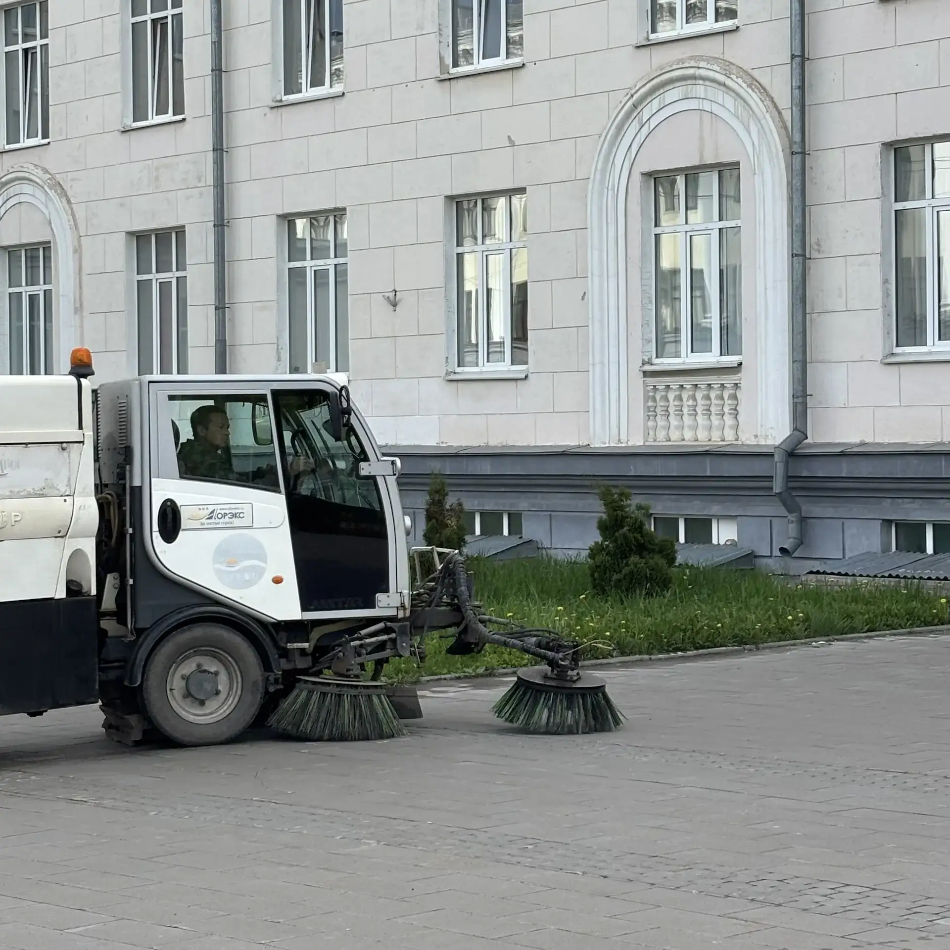 В Чебоксарах продолжаются работы коммунальных служб   Сегодня, 20 мая, с самого утра специалисты «До