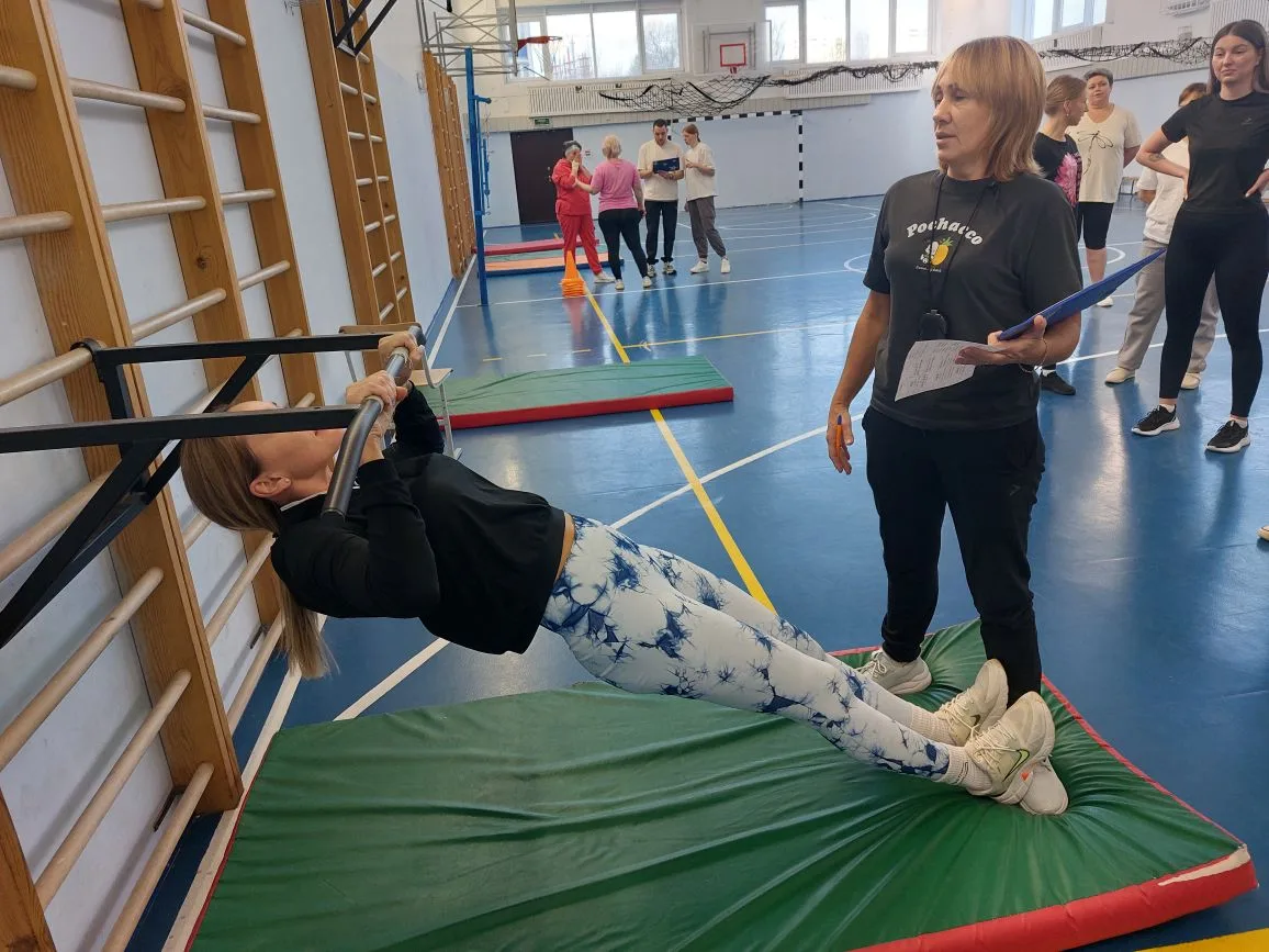 🌟Физкульт-ура!  Субботнее утро наши  педагоги дружно  провели в спортивном комплексе школы: после  л