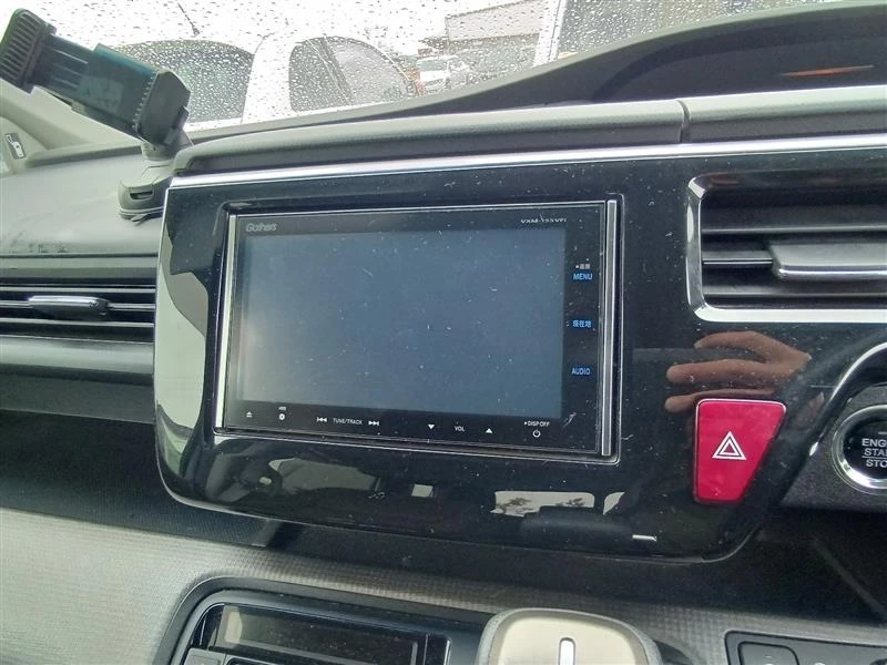 🇯🇵Получили фотоотчёт о прибытии на ярд Honda StepWGN, выкупленного для нашего клиента   ➤Год: 2015 ➤