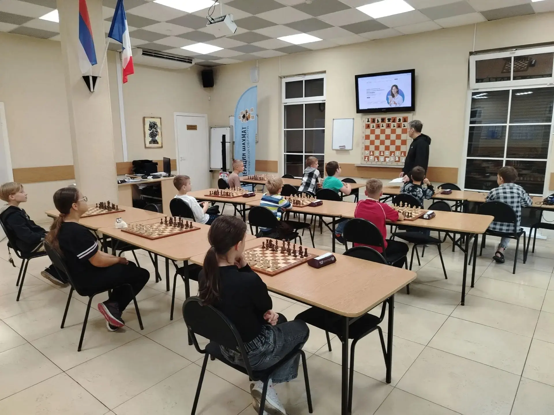 В Кремлевском шахматном клубе прошла встреча с юными спортсменами, посвященная борьбе с...