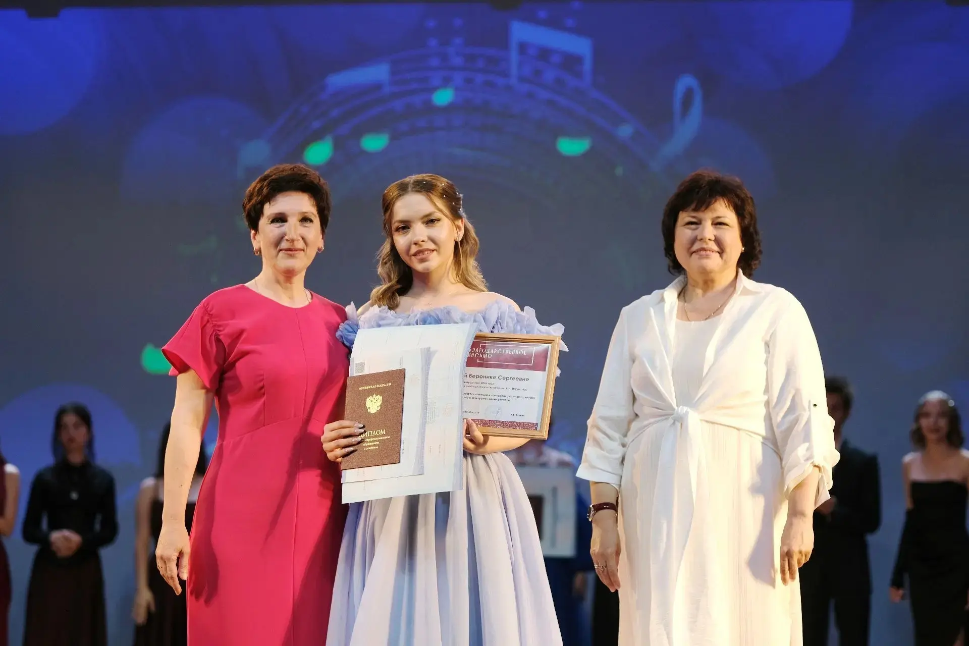 Выпускной в Липецком областном колледже искусств им. К. Н. Игумнова: праздник, который останется в с
