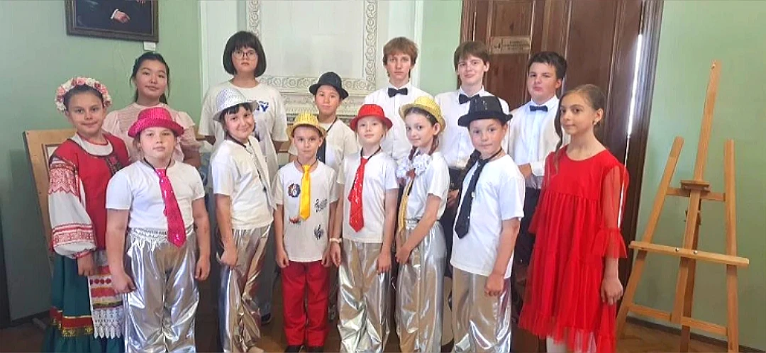 🎉9 июня в детской художественной школе им. А.Р. Мазина в Славянске-на-Кубани прошел вы...