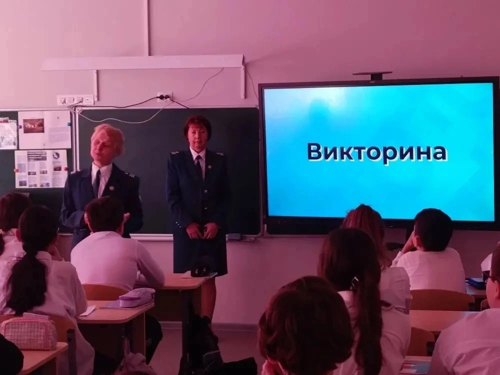⚡ НАЛОГИ - ЭТО НЕ СТРАШНО, А ВАЖНО!    В Новогореловской школе прошёл по-настоящему полезный и увлек