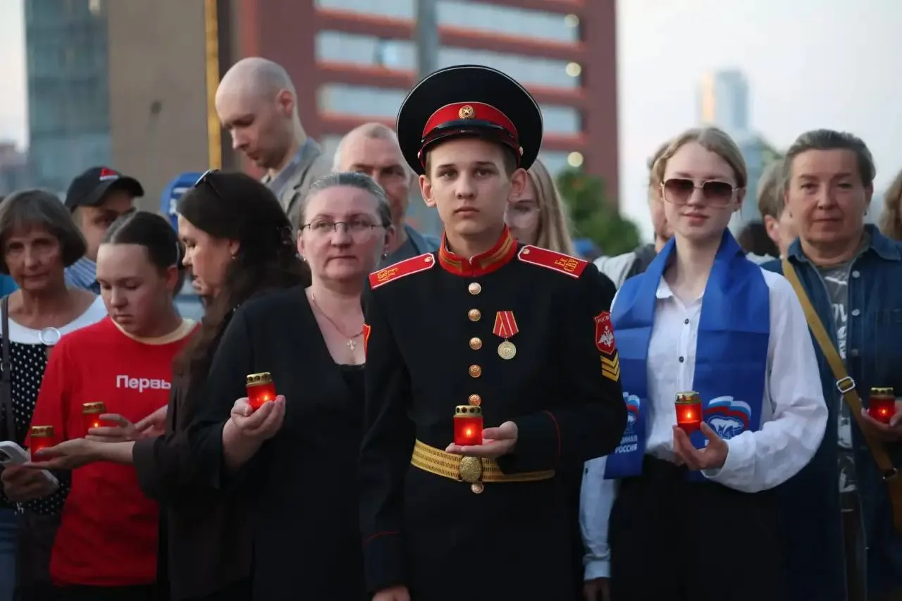 22 июня — День памяти и скорби. 

85 лет назад началась Великая Отечественная война — четыре года го