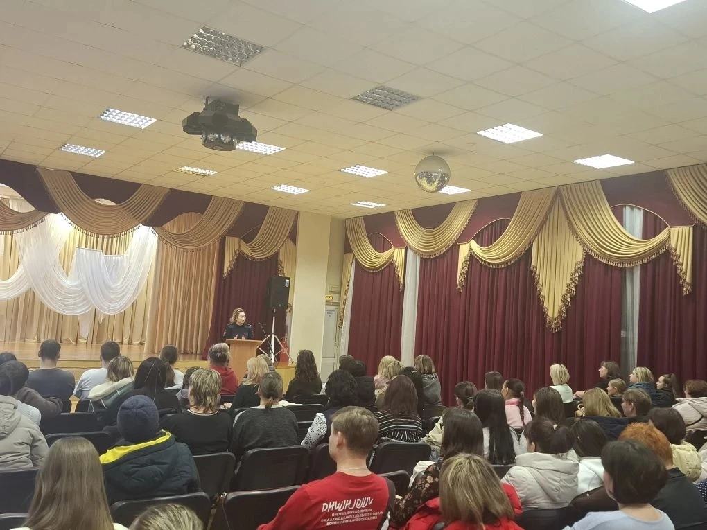🛡️ Безопасность детей — дело общее!  На днях в нашей школе прошло родительское собрание, посвящённое