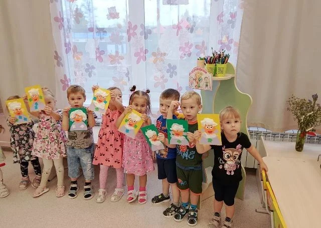 Маленькие руками, большие — сердцем ❤️