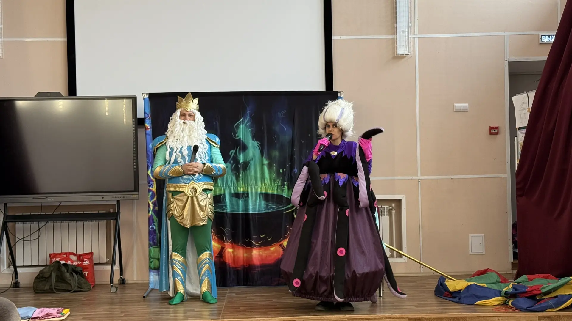 🌊 Эко-урок в формате спектакля  15 апреля в нашей школе прошло необычное мероприятие для учеников на