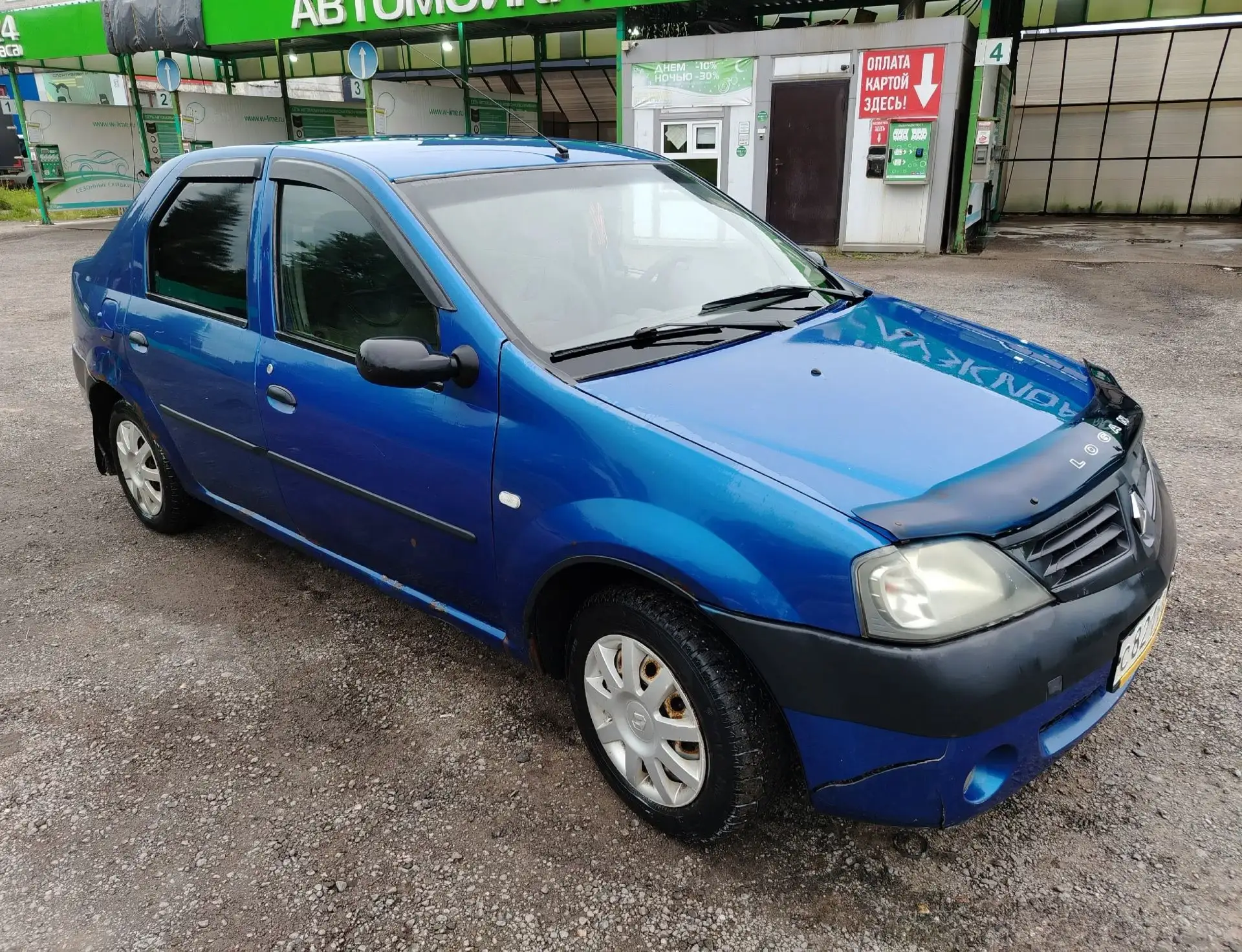 Renault Logan 1.4 МТ (75 л.с.), 2008, пробег 460 тыс. км, тип двигателя: бензин. На ход...