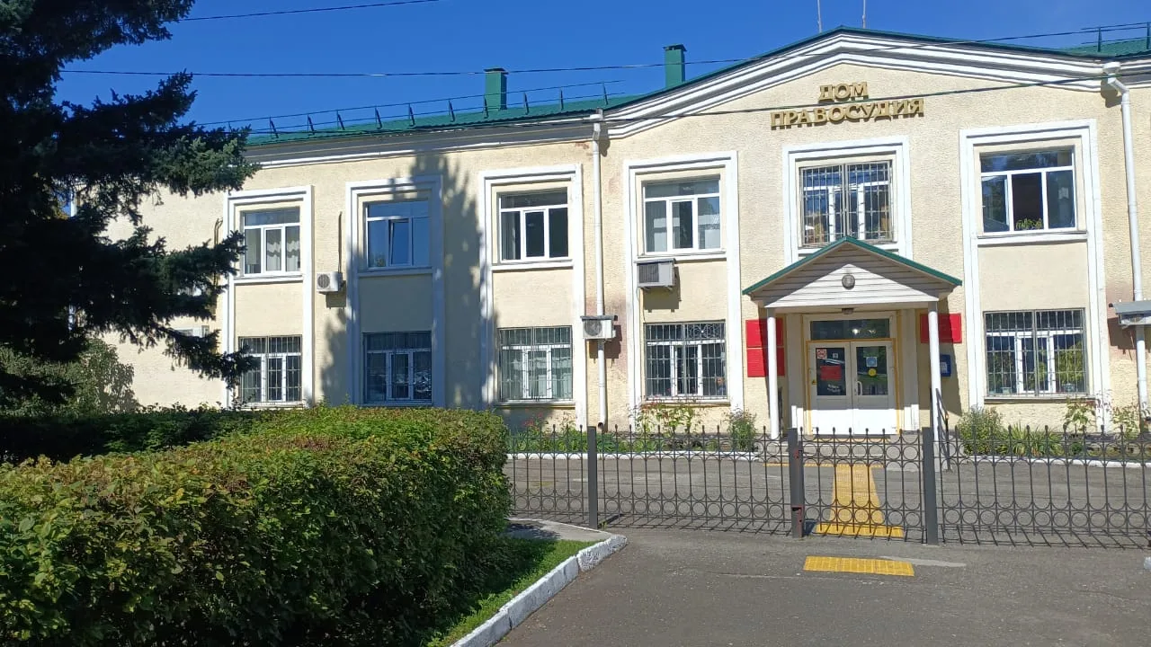 Суд взыскал в пользу жертвы мошенников сумму неосновательного обогащения и проценты за ...