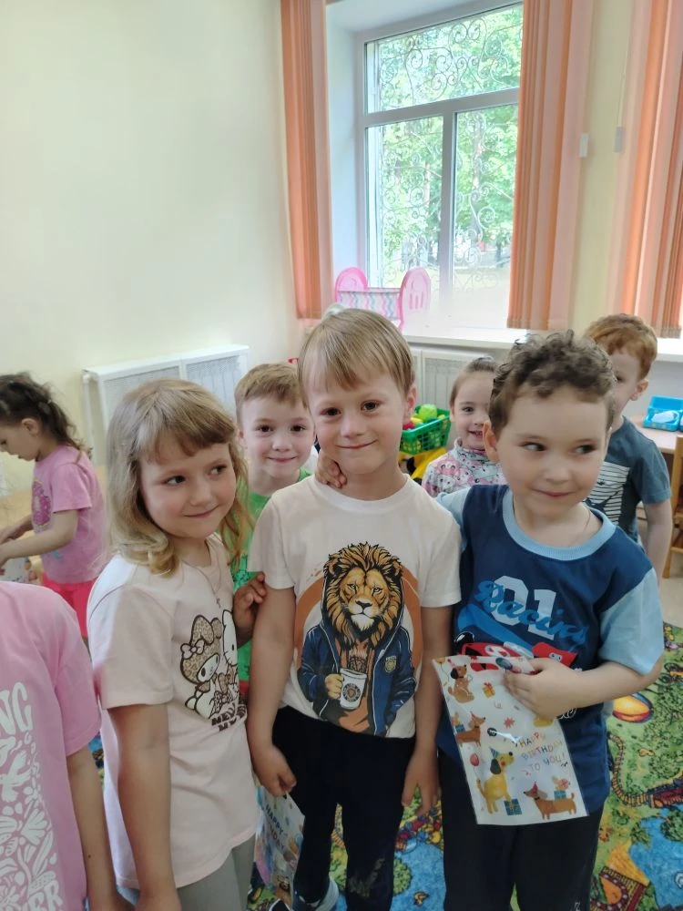 Ура! Сегодня день рождения! Самый важный праздник в году! Главное — создать атмосферу р...
