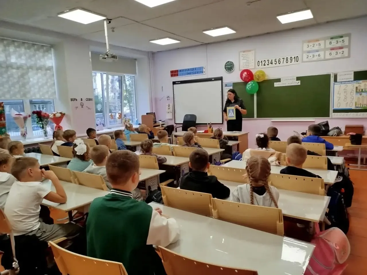Встреча с инспектором ГИБДД: безопасность на дороге — главный приоритет!