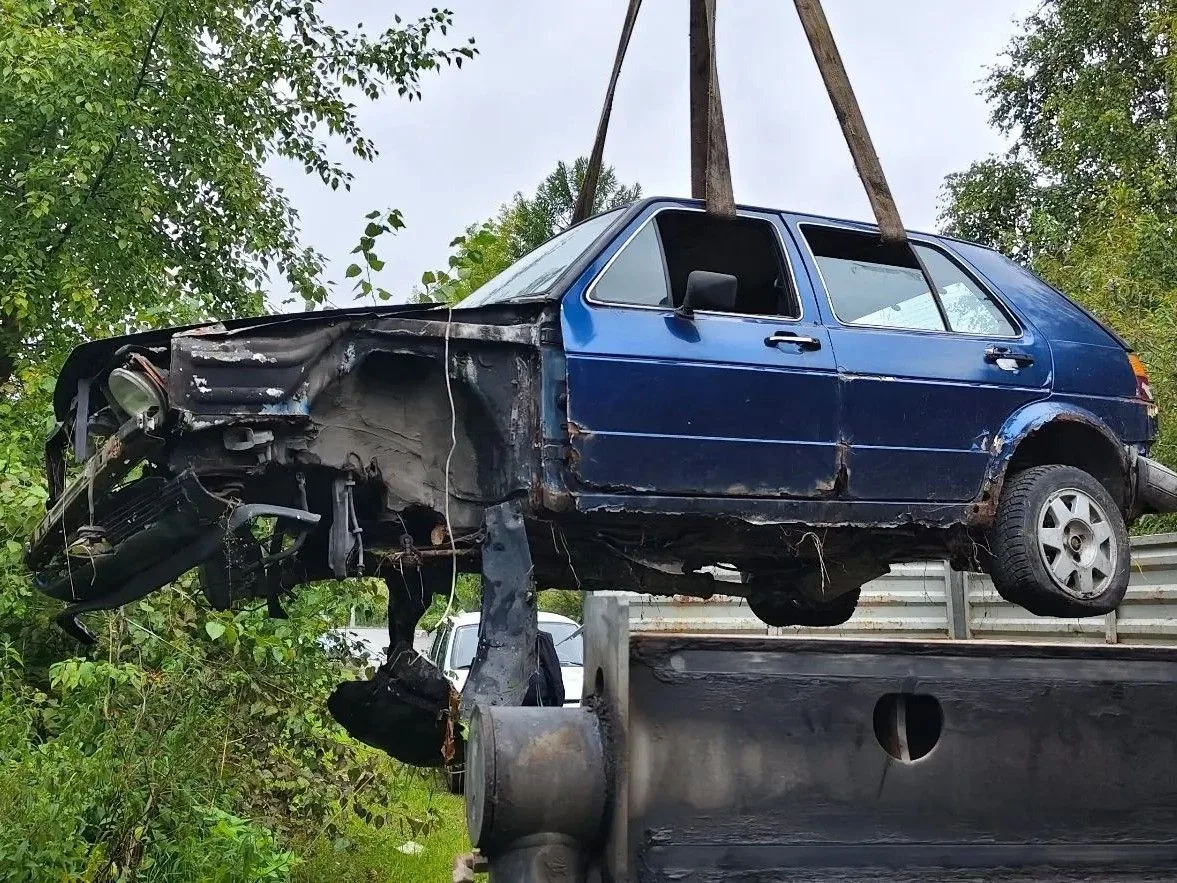 Улицы Архангельска продолжают очищать от автохлама