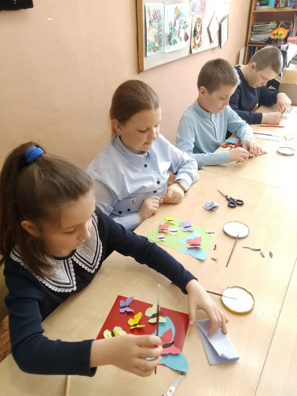 🎨 Искусство в руках маленьких мастеров: как 2А класс провел день в школе искусств    Что может быть 