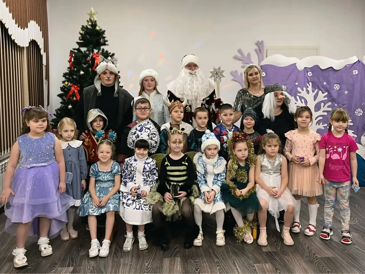 🎄24 и 29 декабря, в Доме детского творчества, для ребят групп «Родничок» и «РостОК» пр...
