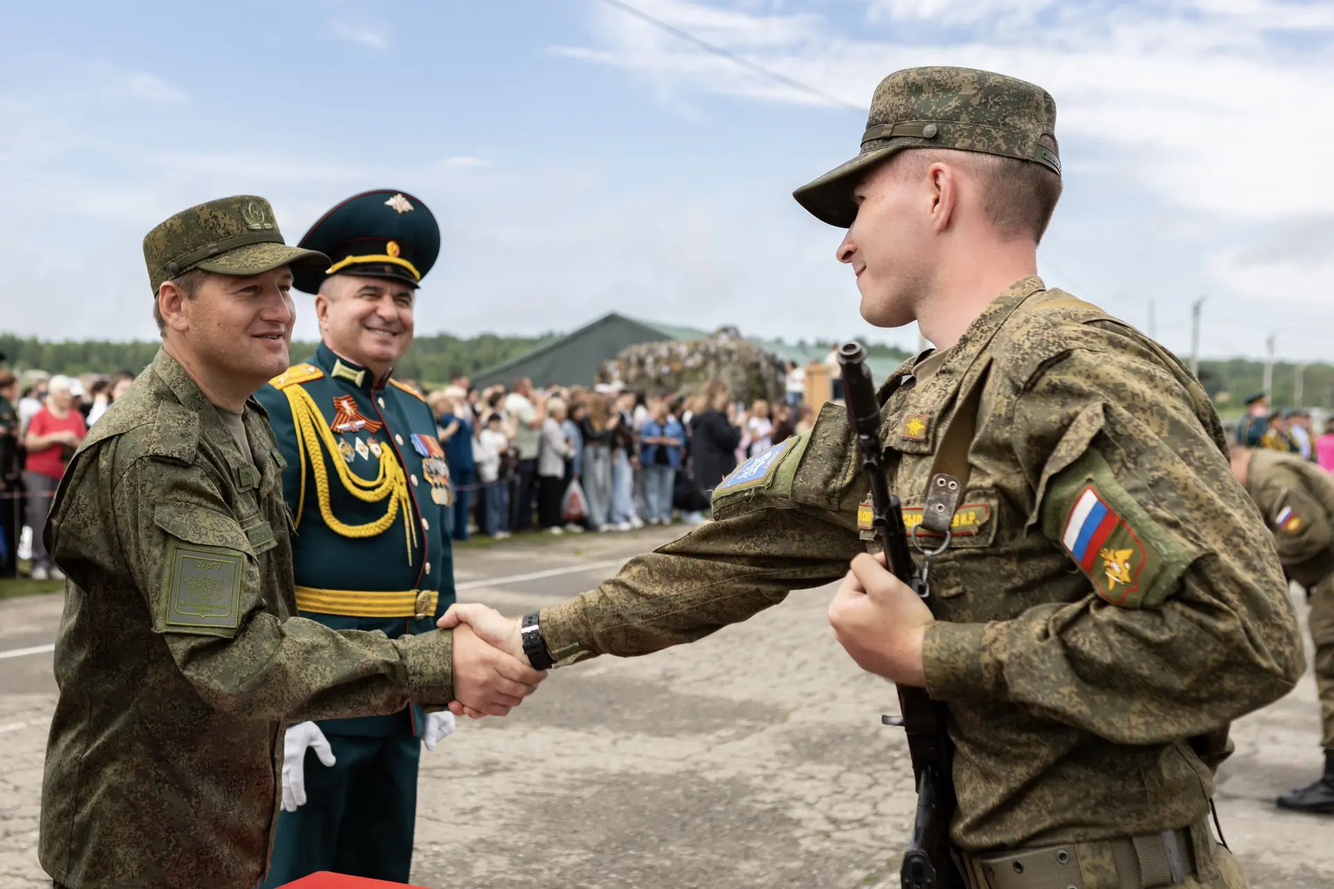 Состоялась торжественная церемония принятия Военной присяги слушателями Военного учебного центра Южн