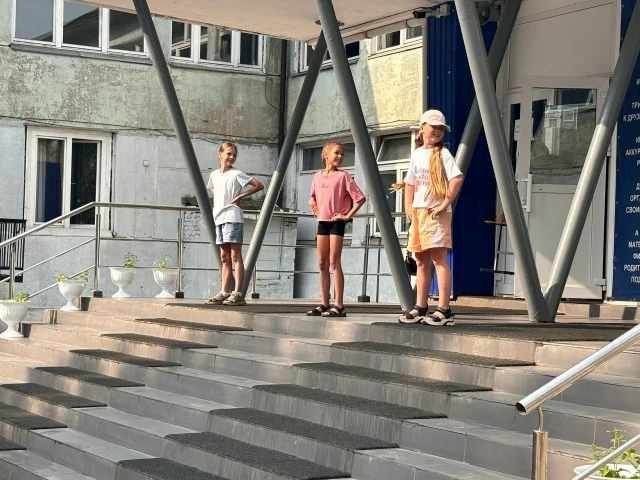 Утро на «Острове Здоровья» начинается не с кофе! Пока город досматривает последние сны,...
