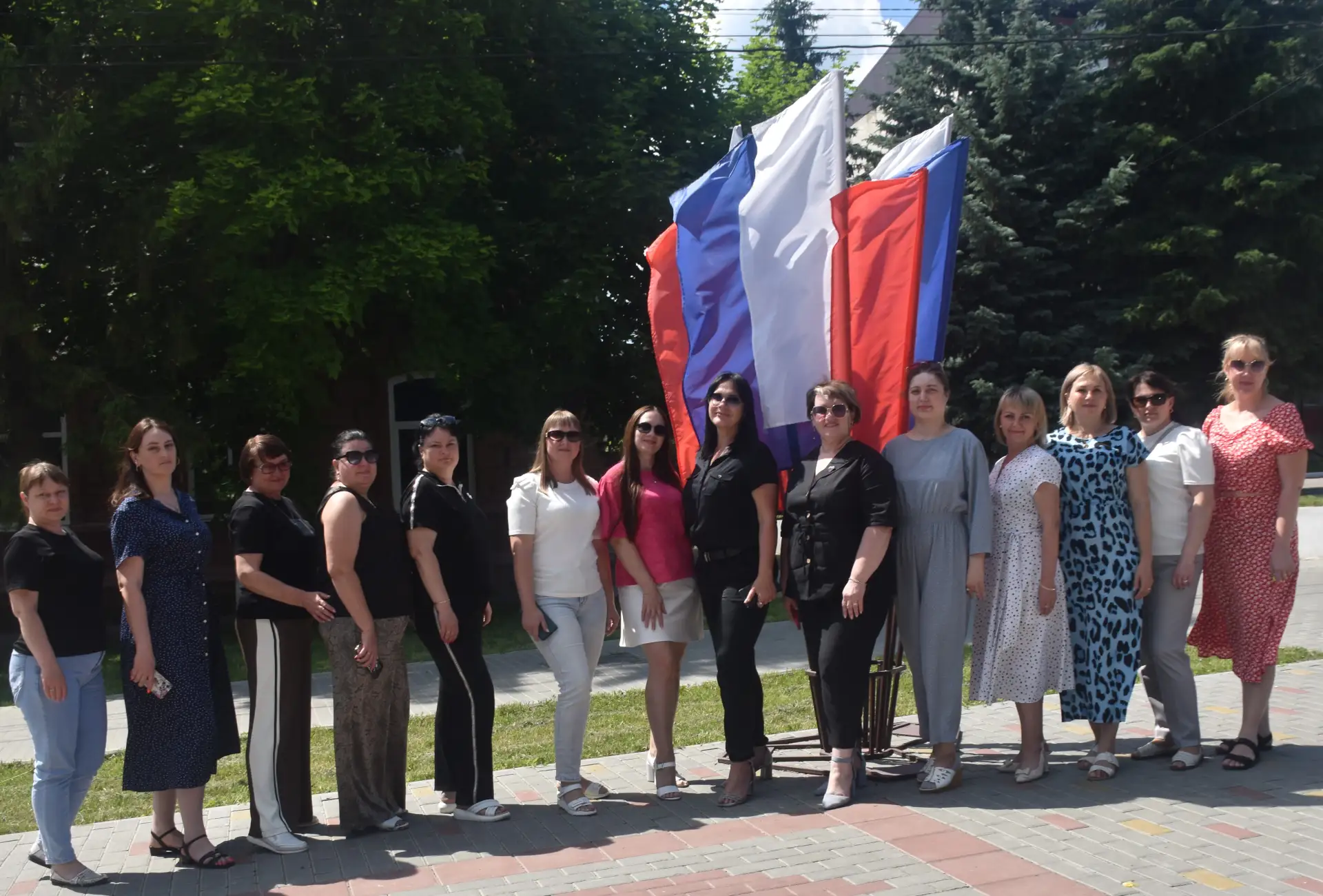 Специалисты Аткарского КЦСОН приняли участие в общегородском торжественном митинге, пос...