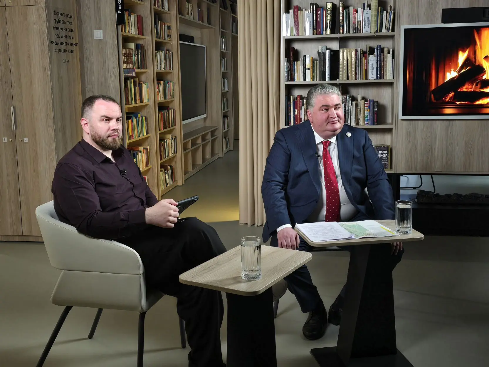 Точка притяжения для важных разговоров.

Сегодня пространство нового библиотечно-культурного центра 