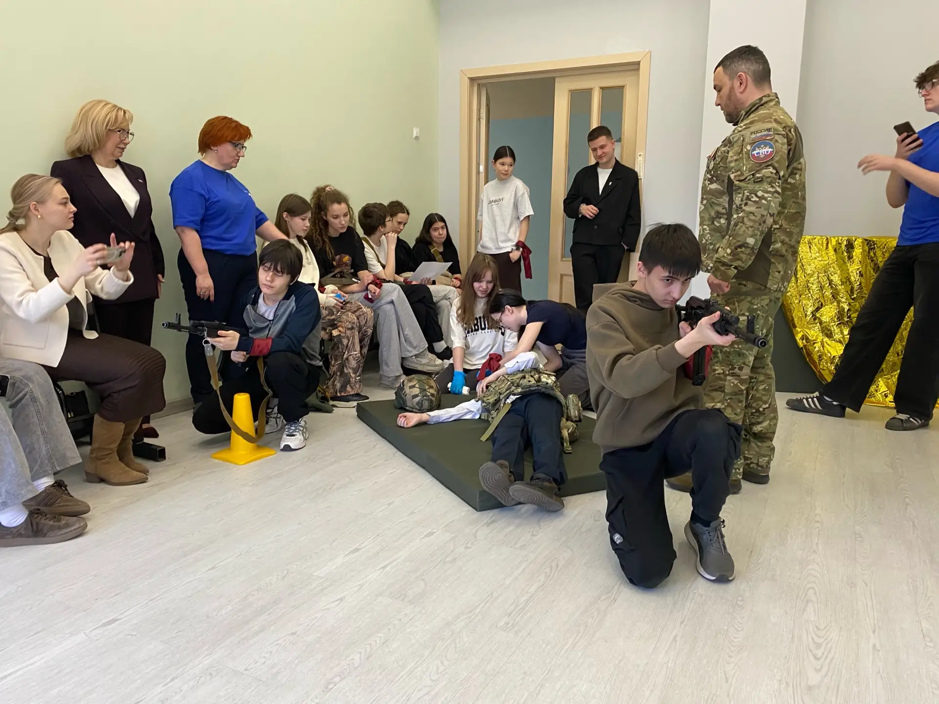 8 «А» в деле: как мы штурмовали районную «Зарницу»!  Этот вторник выдался не обычным школьным днём, 