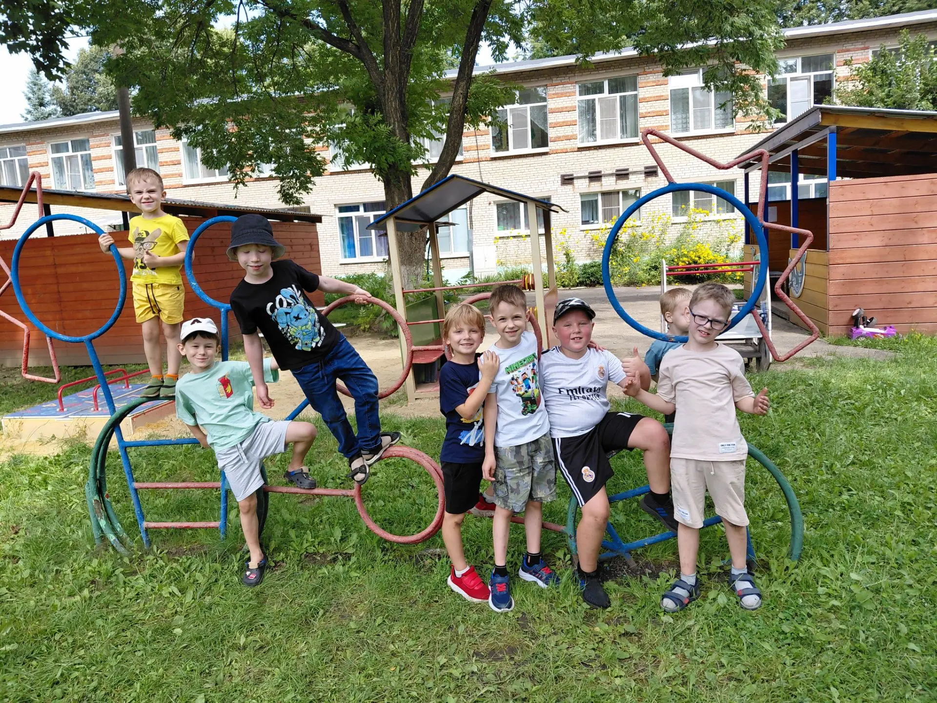 30 июля — День друзей! В этот замечательный день в детском саду царила атмосфера радости и веселья. 