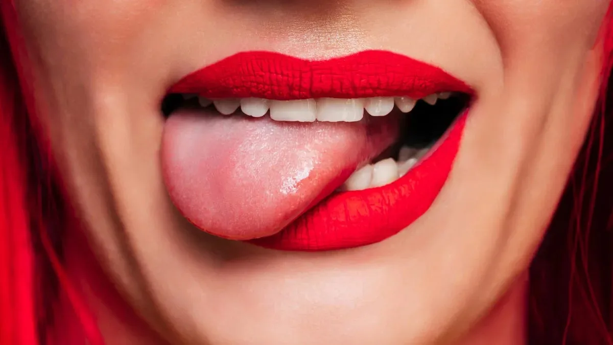 😛 А вы знали?
Высуньте язык на 40 секунд — и уровень кортизола упадёт быстрее, чем от таблетки!

Ка