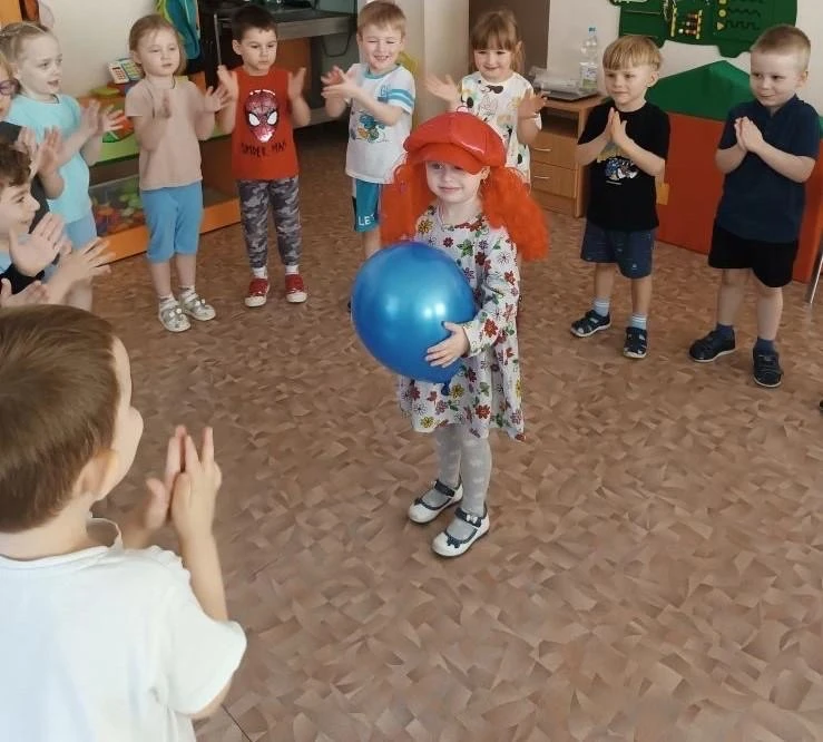 Как в дошкольном отделении отметили День смеха ?😁  Считается, что чем веселее проживешь 1 апреля, те