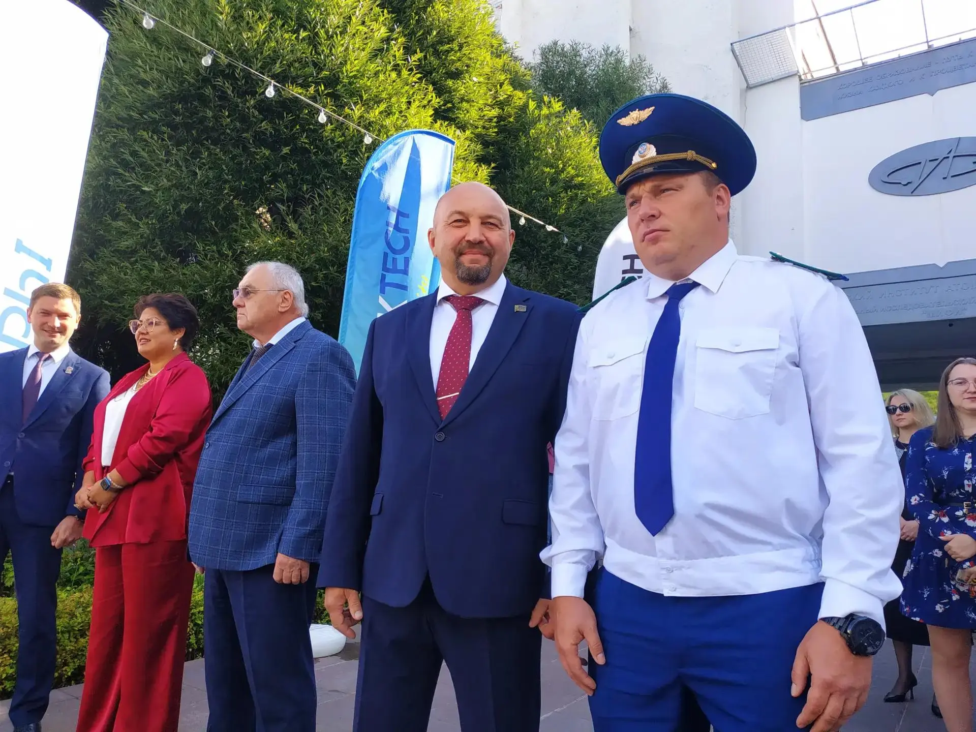 Председатель Собрания города Обнинска Константин Пахоменко поздравил студентов ИАТЭ НИЯ...