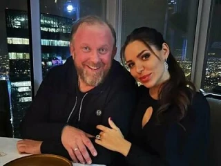 Константин Ивлев впервые показал дом мечты и признался, что ремонт едва не разрушил его брак

Шеф-