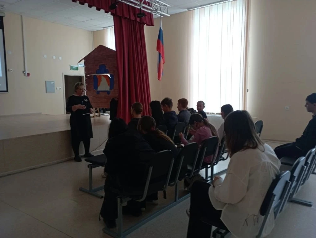 В рамках профилактики педагог-психолог Лекерова И. В. провела с ребятами старших классо...