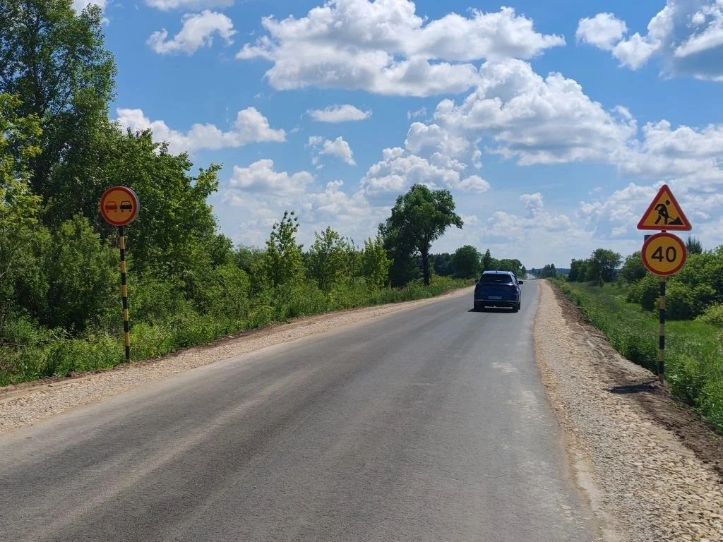 Дорогу к Криуше отремонтировали за 41,3 млн рублей.

В Починковском округе завершен ремонт автомобил