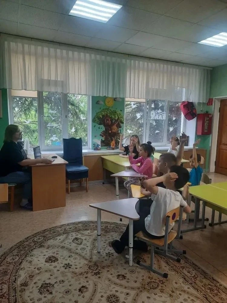 В соответствии с планом мероприятий, посвящённых Году единства народов России, воспитан...
