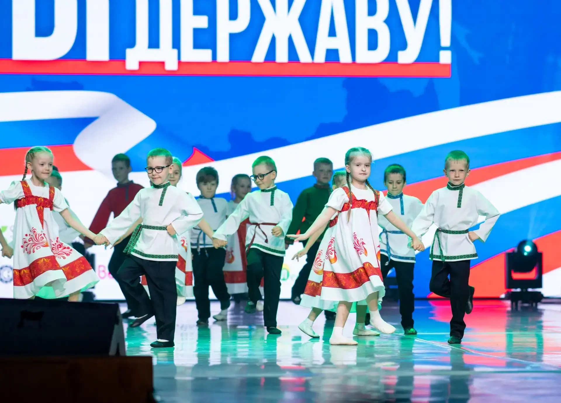 Воспитанницы и педагоги МКДОУ №58 г.Кирова приняли участие в конкурсе "Мы за Великую Де...