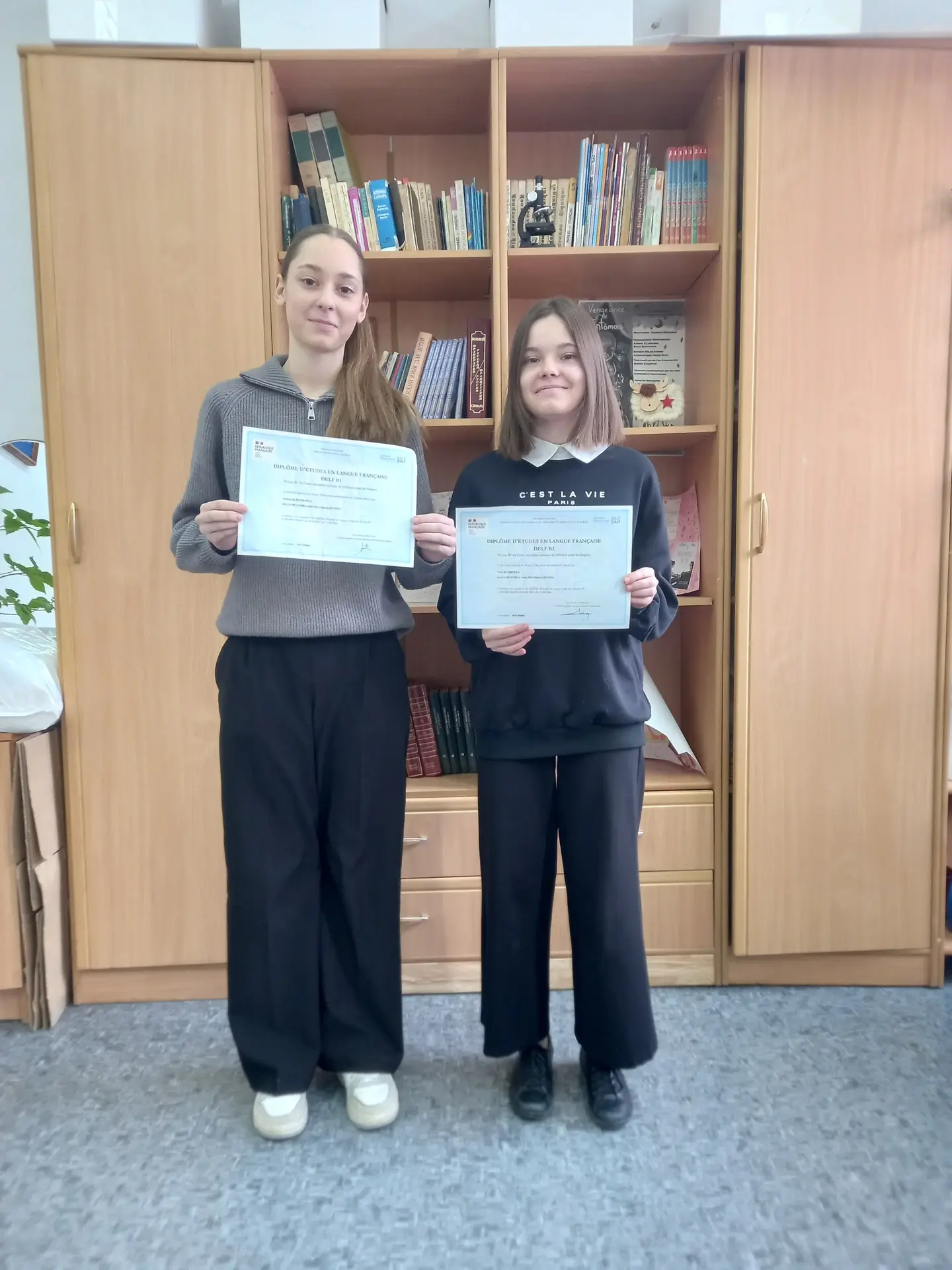Всегда радует, когда ребята не ограничиваются рамками учебной программы, а стараются изучить предмет