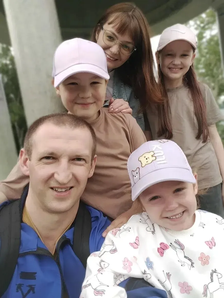 Наши летние истории ❤️

И снова привет! В нашей традиционной летней рубрике сегодня сразу два участн