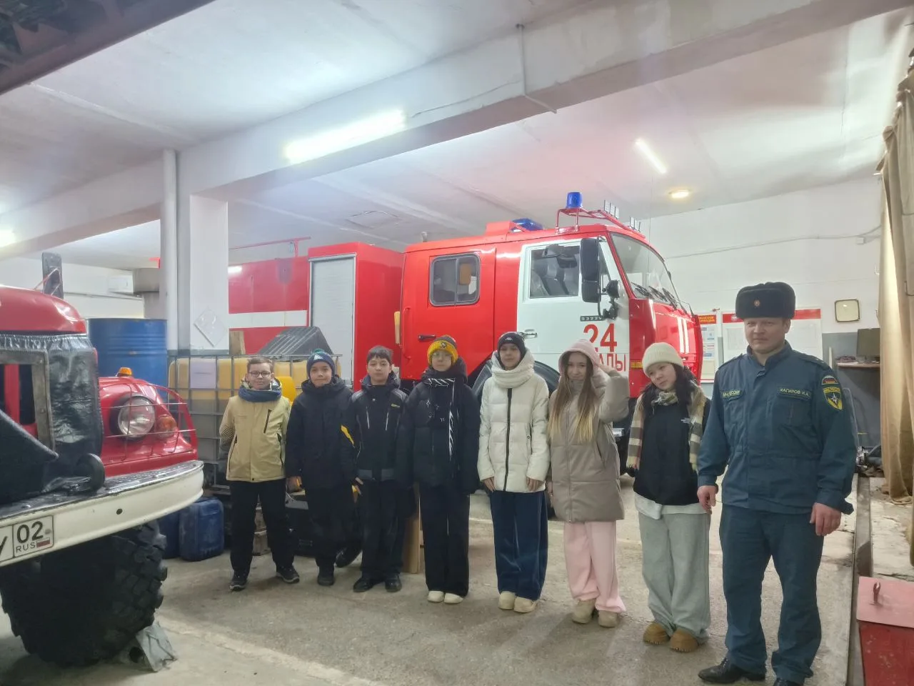 17.03.2026г. Сегодня с Дружиной Юных Пожарных "Искра" в очередной раз побывали в пожарной части г.Уч