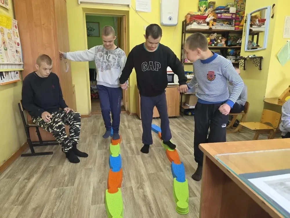 Всем известно о пользе балансиров для развития детей. 🙌Теперь и у нас в группе появился замечательн