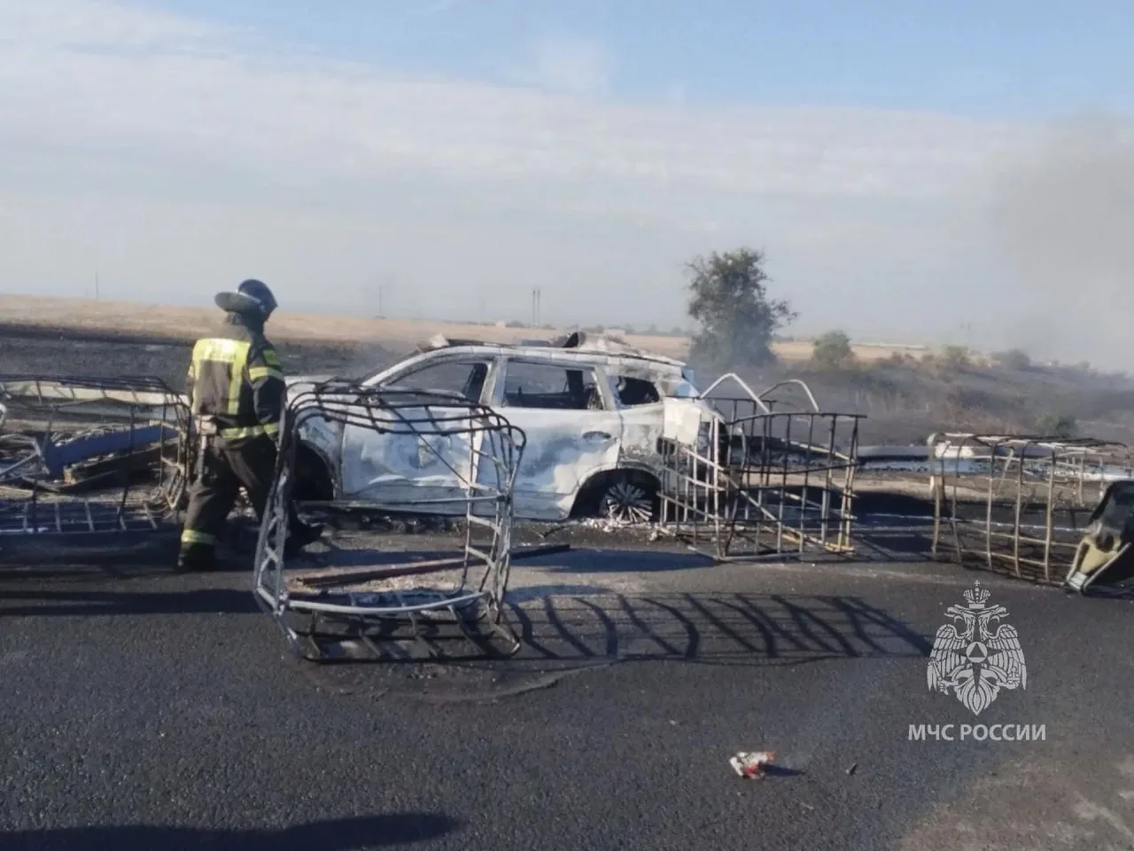 В аварии у Чалтыря погибли три человека, уточнили в полиции.