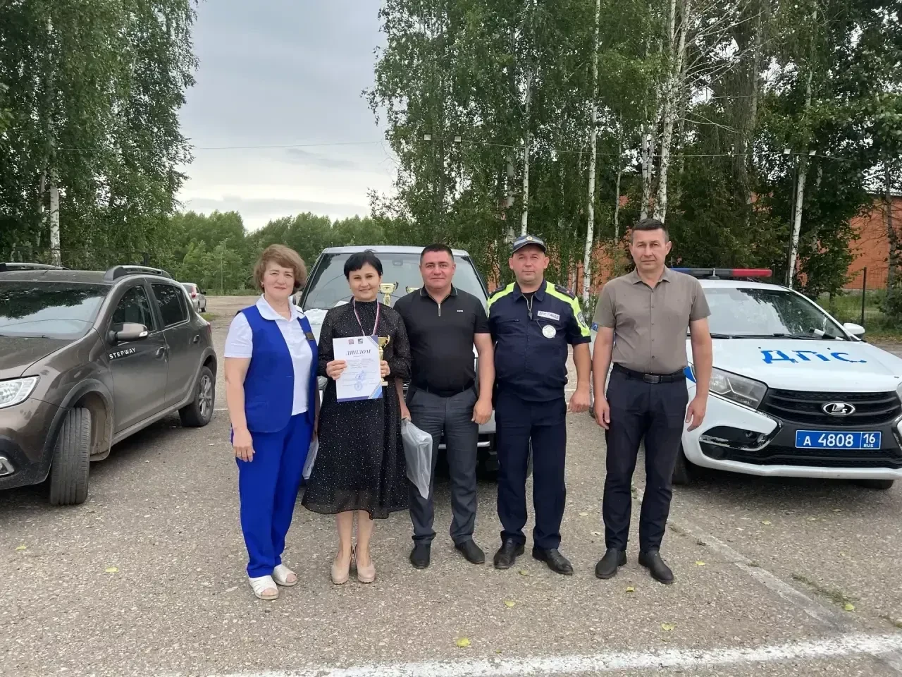 «Юл хәрәкәте куркынычсызлыгы» оешмасының Балтач бүлеге, район ЮХИДИ бүлеге һәм ДОСААФ оешмалары тара