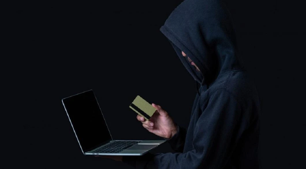 Аферисты украли 1,6 млрд рублей у жителей края с начала года