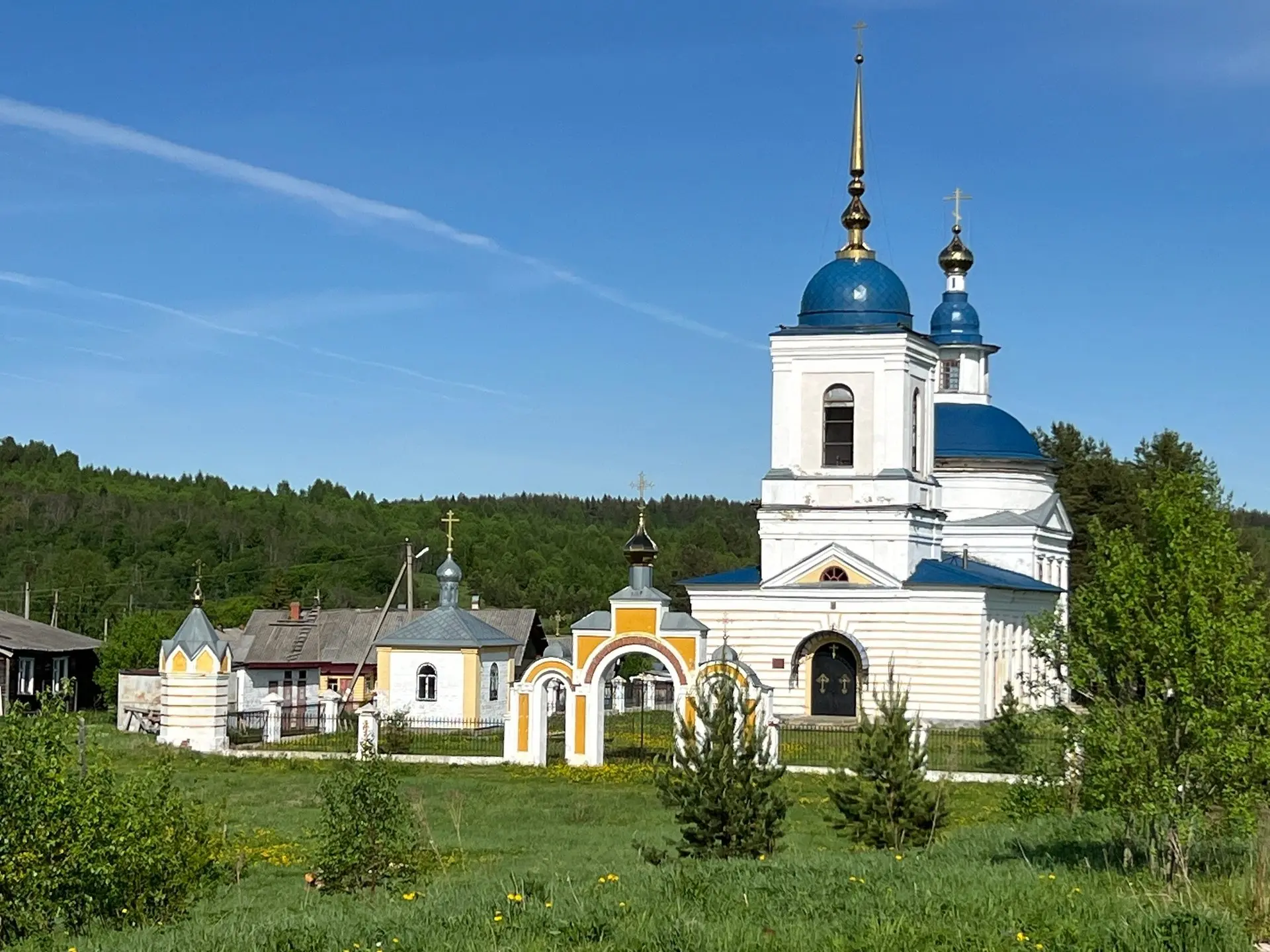🏡 А вы бывали в Хмельниках?

Это Коношский район. Красивейшее место: леса, река Вель, чистейший воз
