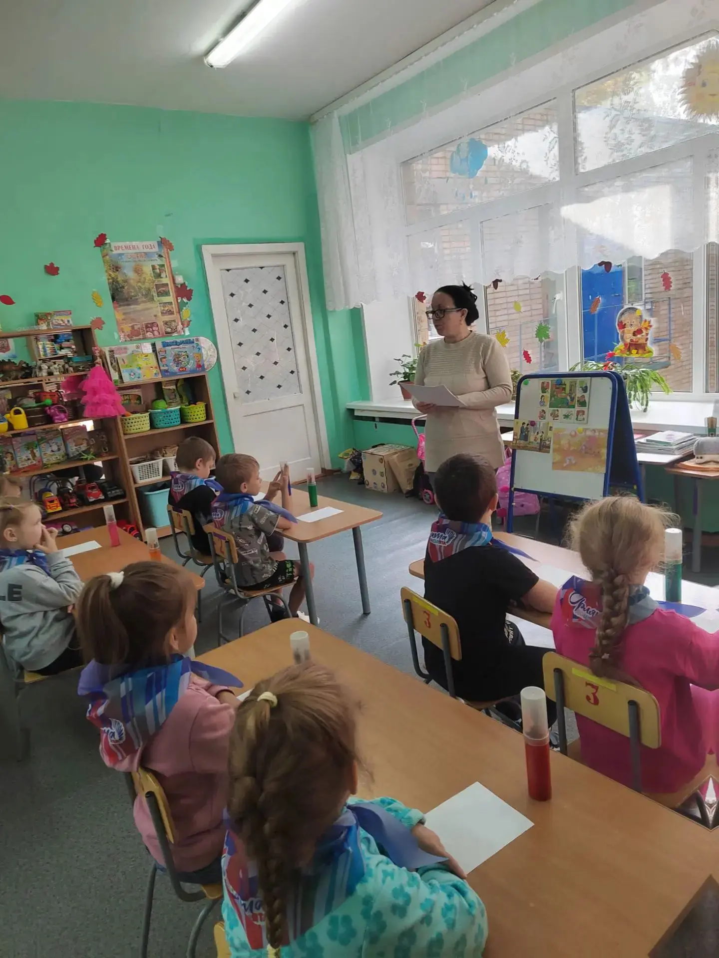 1 октября - День пожилого    человека. В подготовительной группе "Смородинка" прошла те...