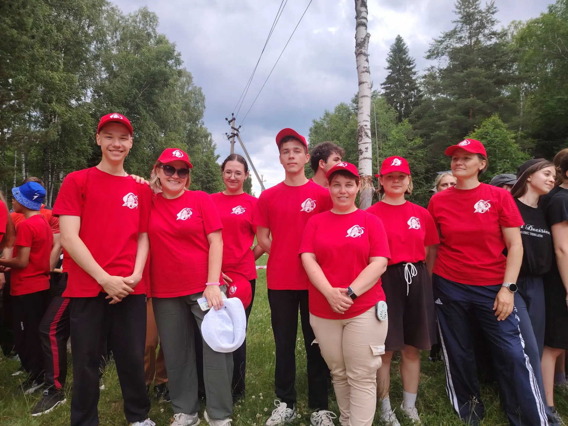 Семейный фестиваль туризма "ТУРИЗМ. СПОРТ. ДВИЖЕНИЕ"

🏕15 июня команда нашей школы приняла участие 