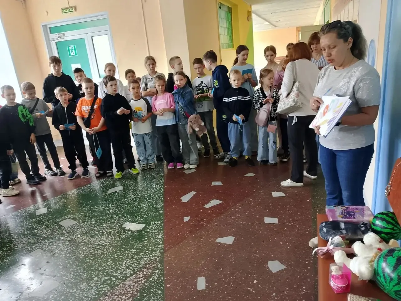 🎉 Завершилась смена школьного лагеря! 🎉

С 1 июня по 30 июня школьный двор жил особой жизнью: здес