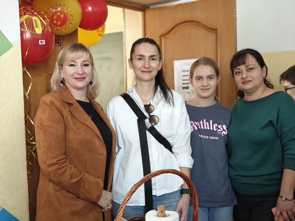 🔥 День контрастов: от серьезного до вкусного!  Утро было посвящено важному: «Уроки Мужества», разгов